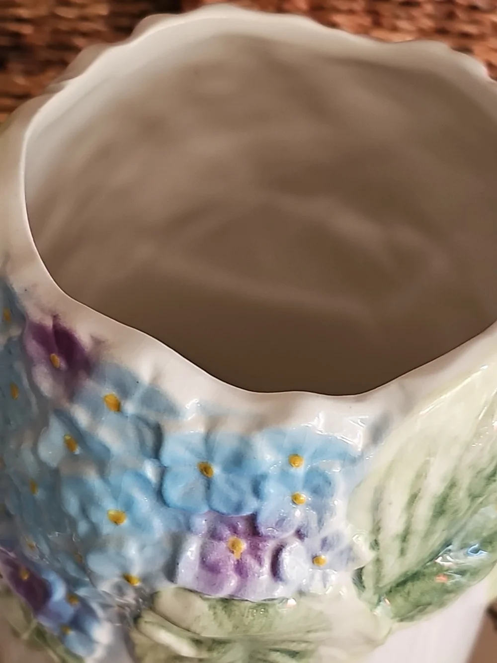 Vintage Pier 1 Imports Portugal White Floral Ceramic 10